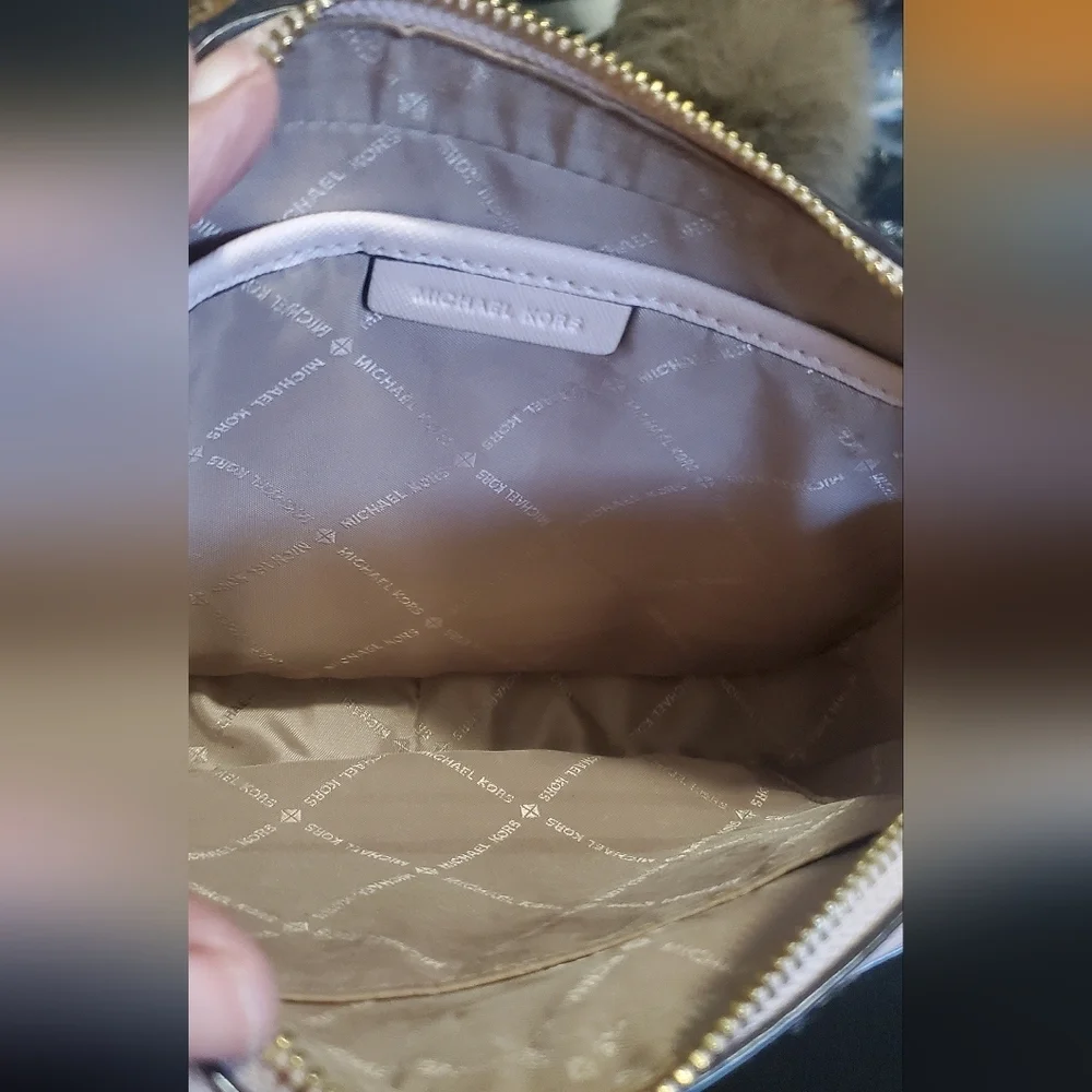 Michael Kors Light Pink/Rose Jet Set Medium Leather Crossbody
